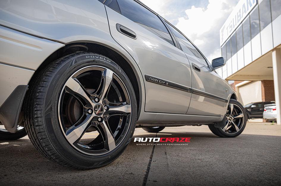 TOYOTA COROLLA BADGER PIANO BLACK MACHINED