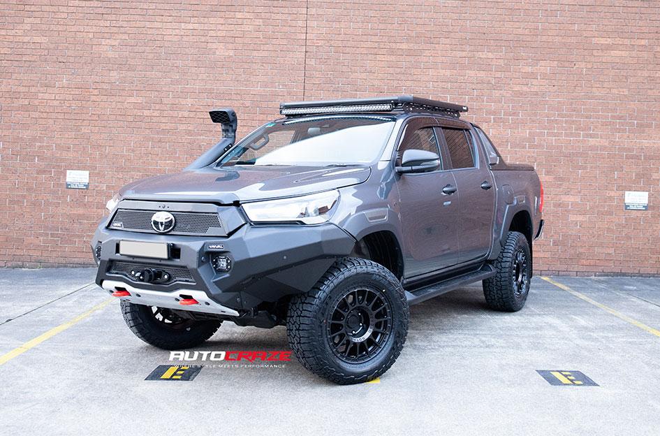 TOYOTA HILUX N80 4WD SANDSTORM GLOSS BLACK