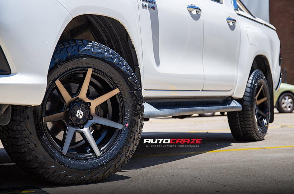 TOYOTA HILUX 4WD AVALANCHE MACHINED FACE MATTE BLACK DARK TINT