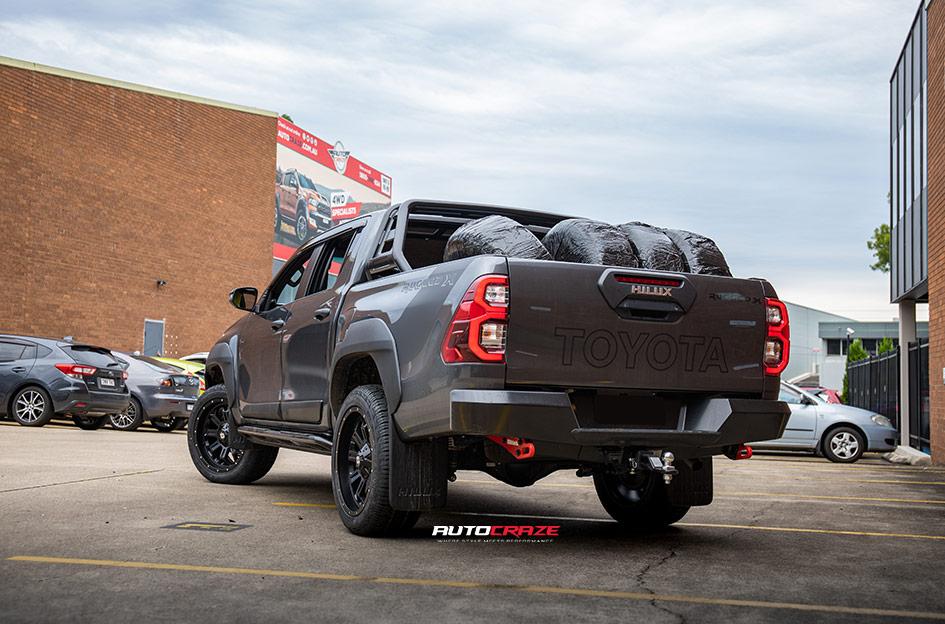 TOYOTA HILUX N80 RUGGED X HURRICANE MATTE BLACK