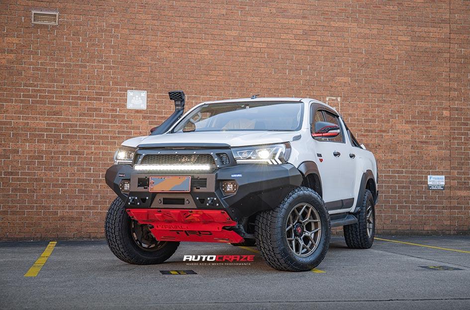 TOYOTA HILUX N80 4WD SABBATH BRONZE
