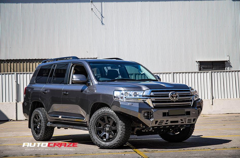 TOYOTA LANDCRUSIER LEGACY SATIN BLACK