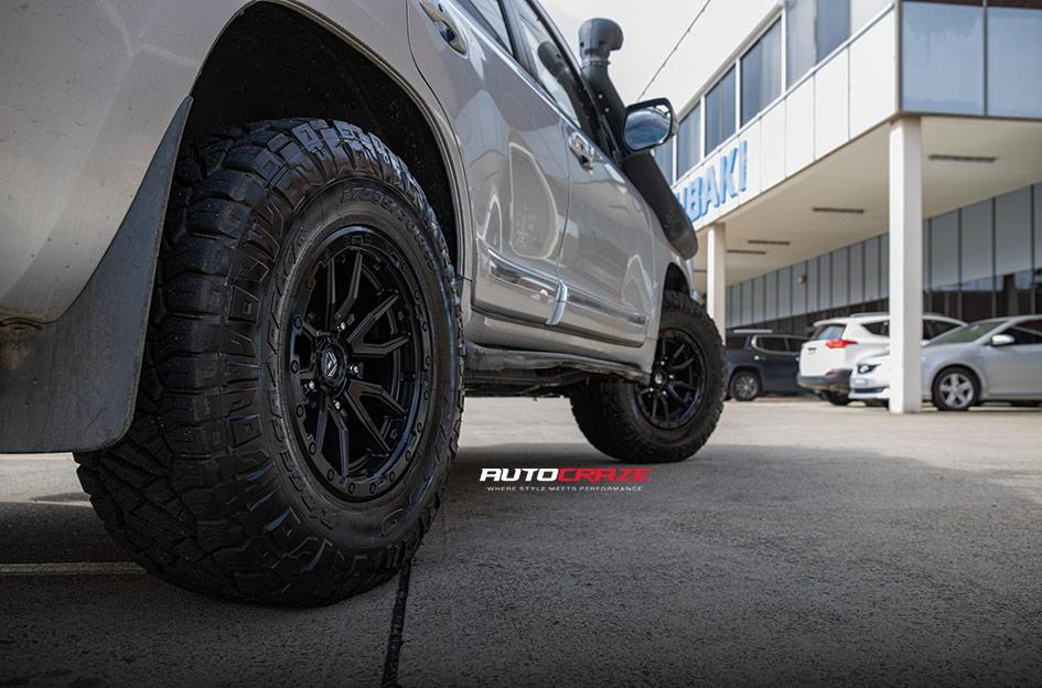 TOYOTA LANDCRUISER REBEL MATTE BLACK