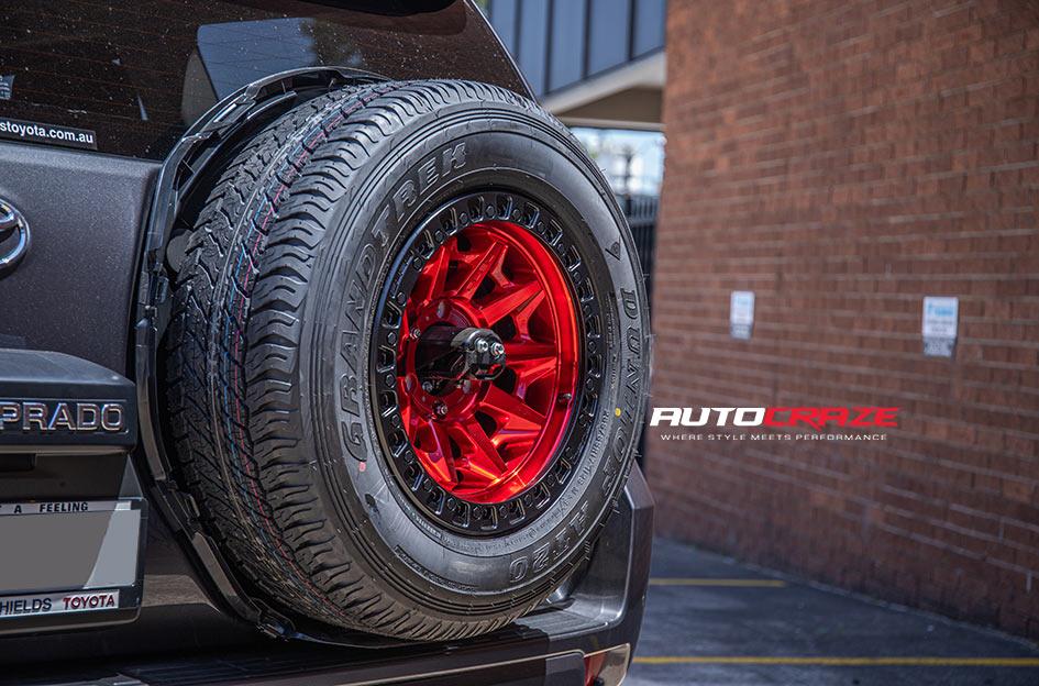 TOYOTA-PRADO-COVERT-CANDY-RED-BLACK-LIP