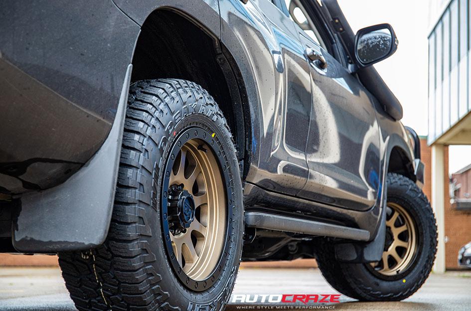 TOYOTA-LANDCRUSIER-HURRICANE-SATIN-BRONZE-BLACK-LIP
