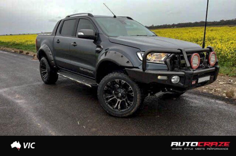 FORD-RANGER-VAPOR-BLACK-MACHINED-WITH-DARK-TINT-5