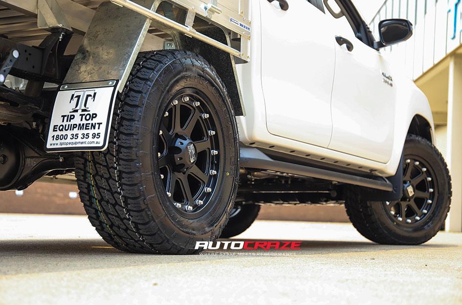 TOYOTA HILUX N80 4WD ADDICT MATTE BLACK