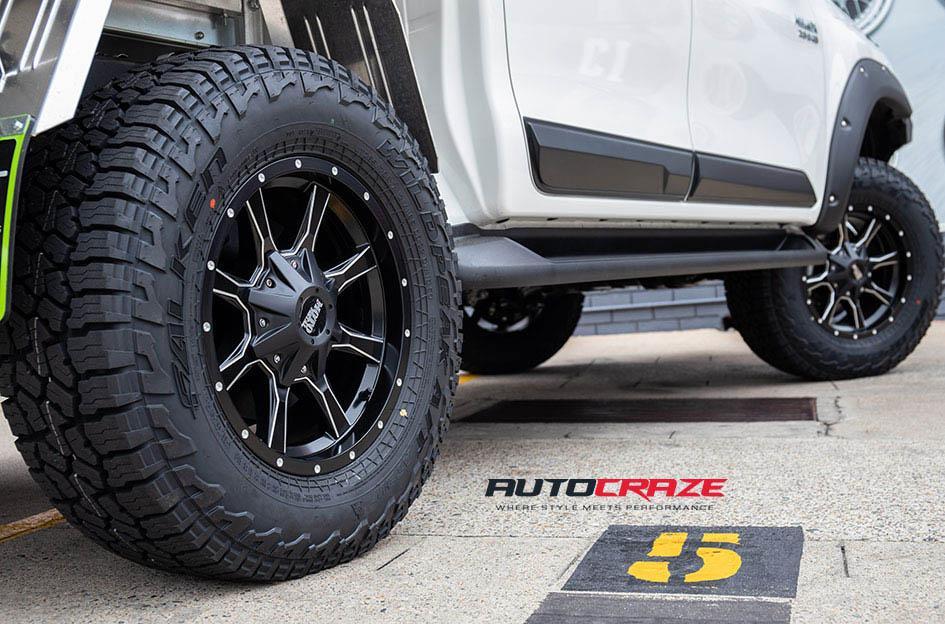 TOYOTA HILUX N80 4WD MO970 SATIN BLACK MILLED ACCENTS