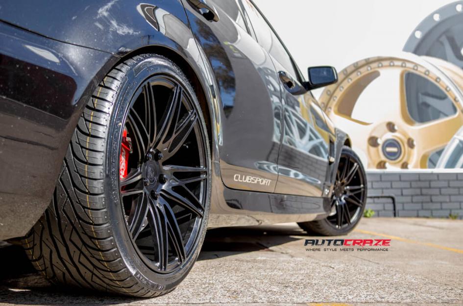 HOLDEN-COMMODORE-EFS2-MATTE-BLACK