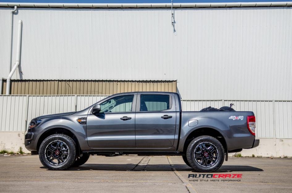 FORD RANGER AB809 GLOSS BLACK MILLED