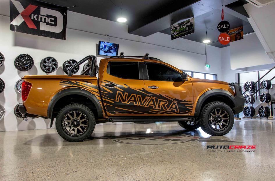 NISSAN NAVARA GD05 BRONZE DARK TINT WITH MATTE BLACK