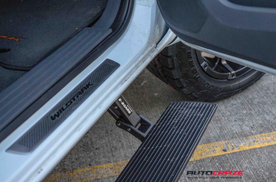 FORD RANGER COUPLER BLACK MACHINED WITH DARK TINT