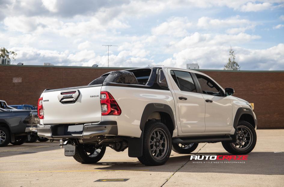 TOYOTA HILUX N80 4WD TECH ANTHRACITE 