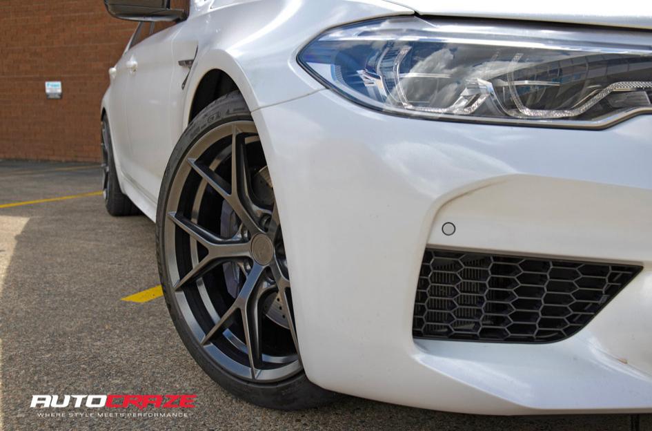BMW M5 SF10 SATIN BLACK