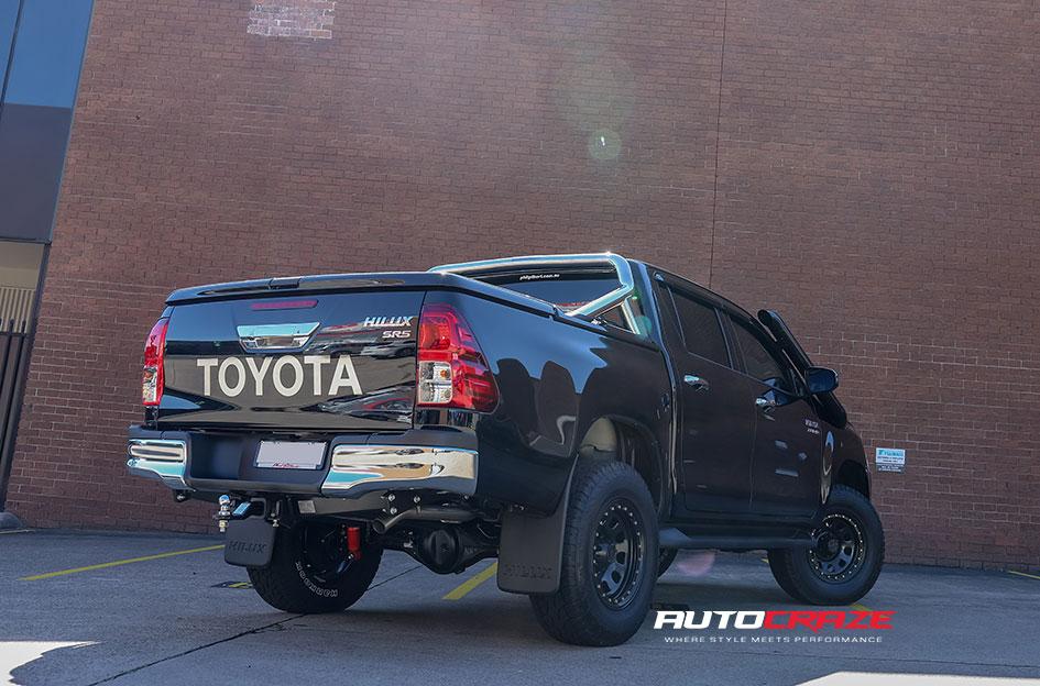 TOYOTA HILUX N80 4WD D LOCKER BLACK