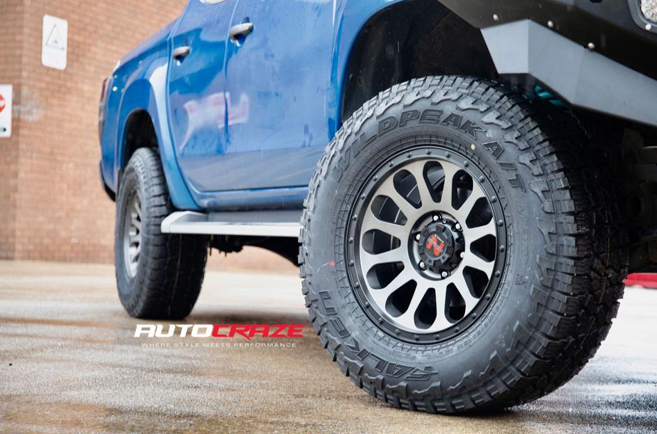 MITSUBISHI-TRITON-VICTIM-GUNMETAL-BLACK-RING