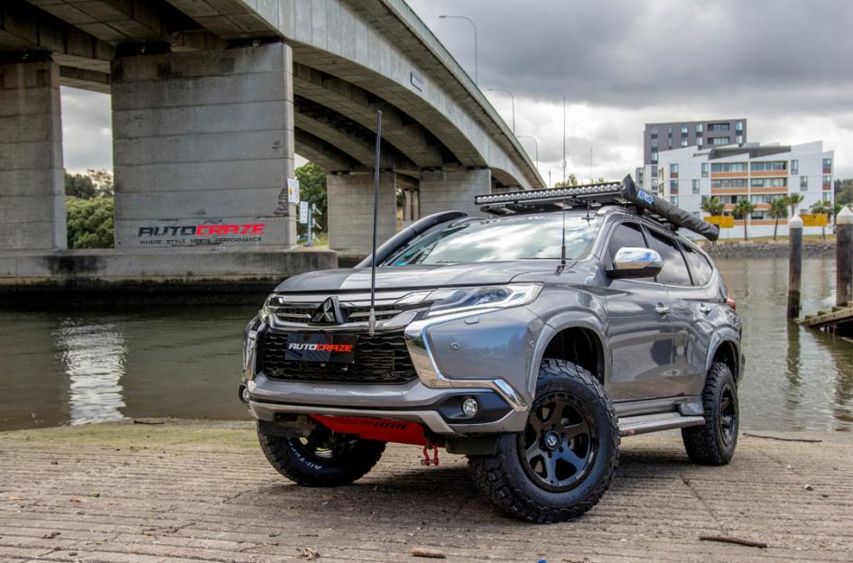 MITSUBISHI PAJERO SPORT RIPPER MATTE BLACK