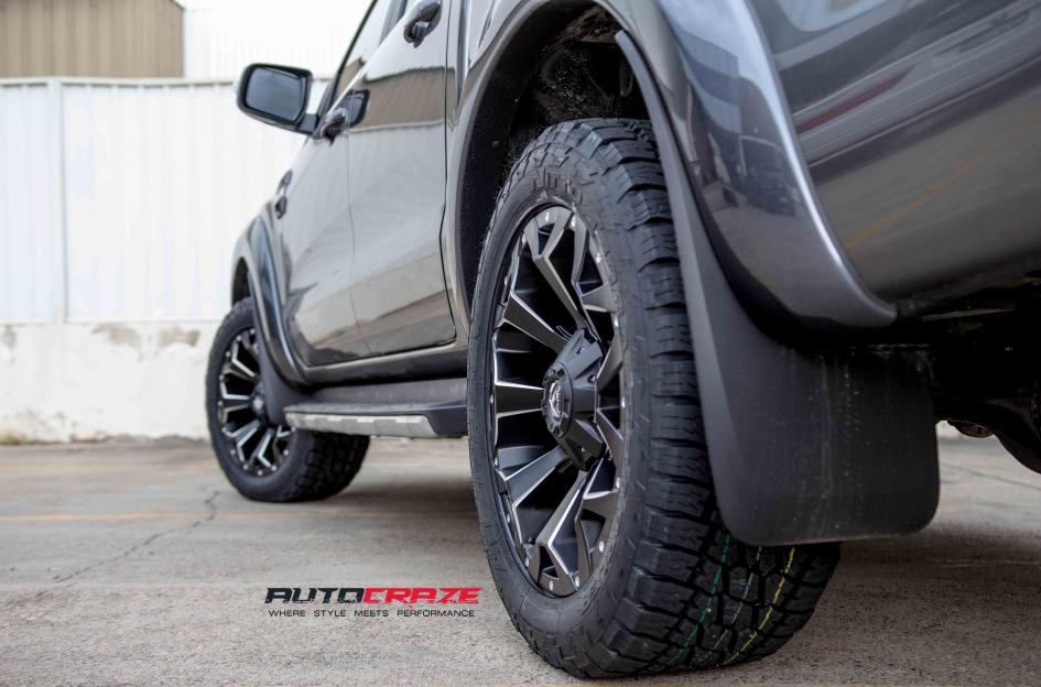 FORD RANGER ASSAULT GLOSS BLACK MILLED ACCENTS