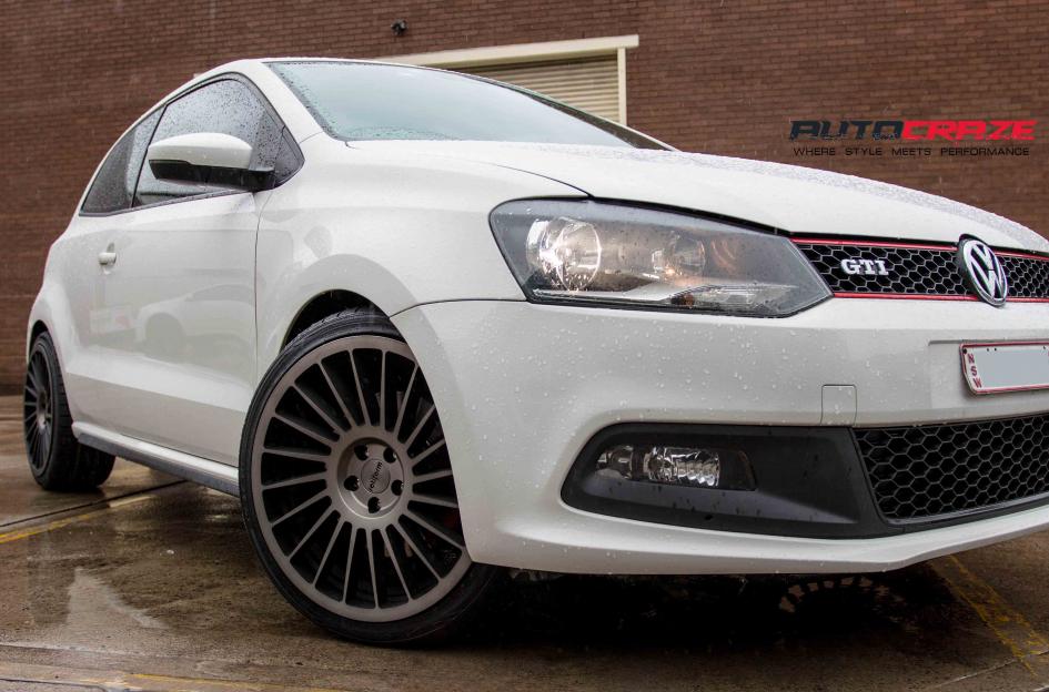 VOLKSWAGEN POLO IND T MATTE BLACK TINTED FACE