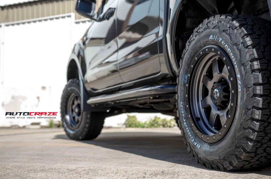 FORD-RANGER-TROPHY-MATTE-ANTHRACITE-WITH-BLACK-RING