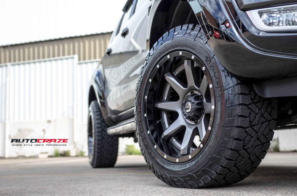 FORD RANGER RAMPAGE MATTE ANTHRACITE GLOSS BLACK LIP