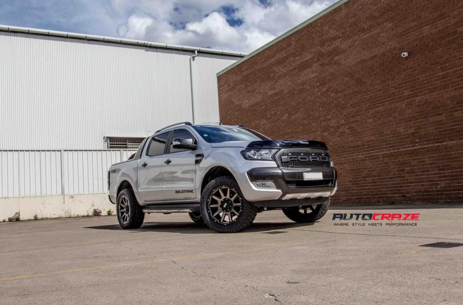 FORD RANGER GD05 BRONZE DARK TINT WITH MATTE BLACK