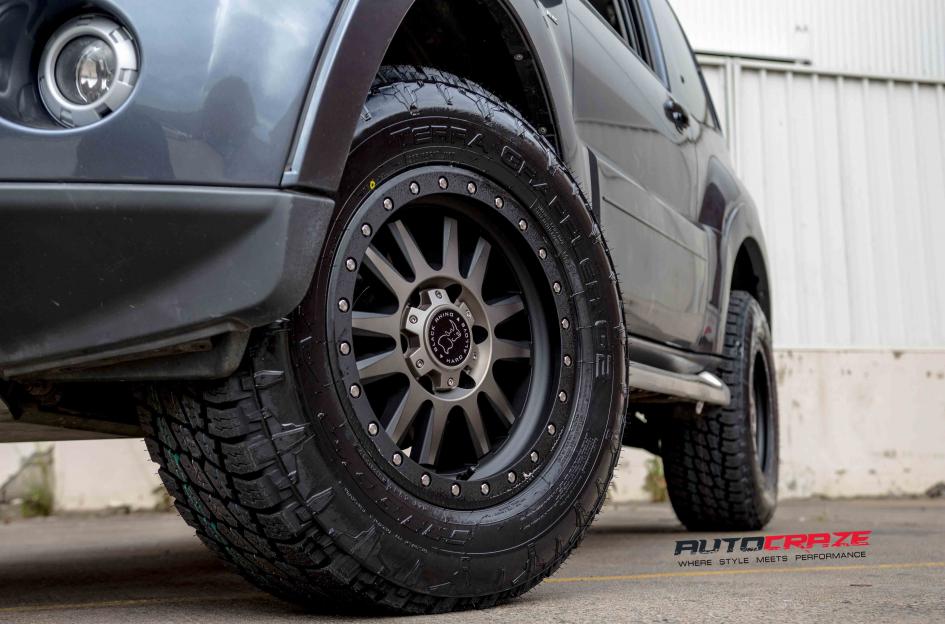 MITSUBISHI PAJERO TANAY MATTE BLACK MACHINED FACE WITH DARK MATTE TINT