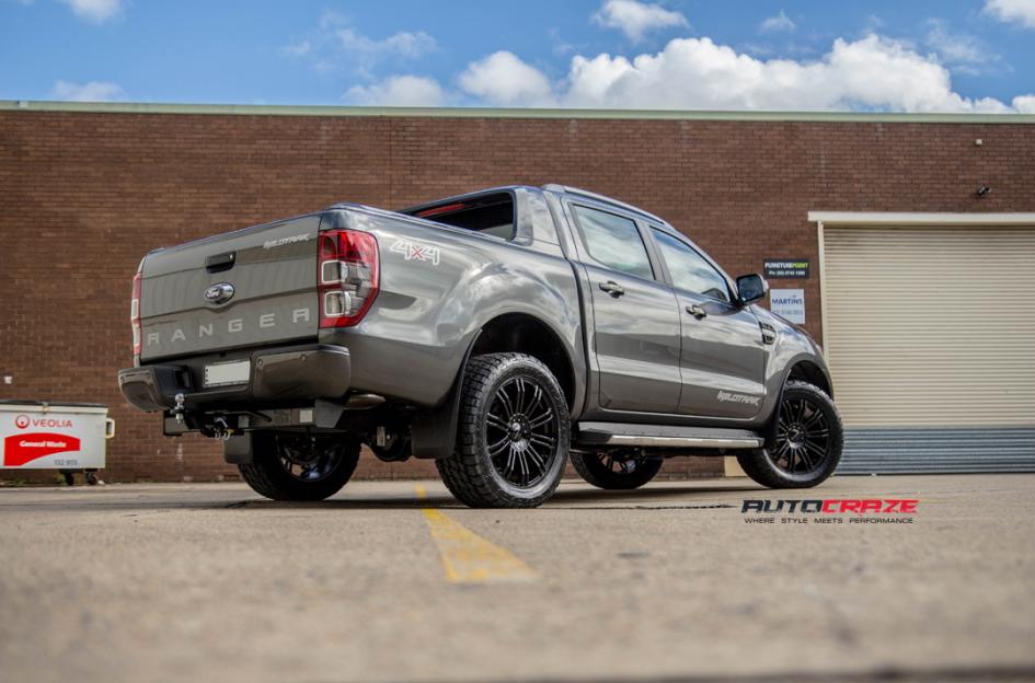 FORD RANGER D2 GLOSS BLACK
