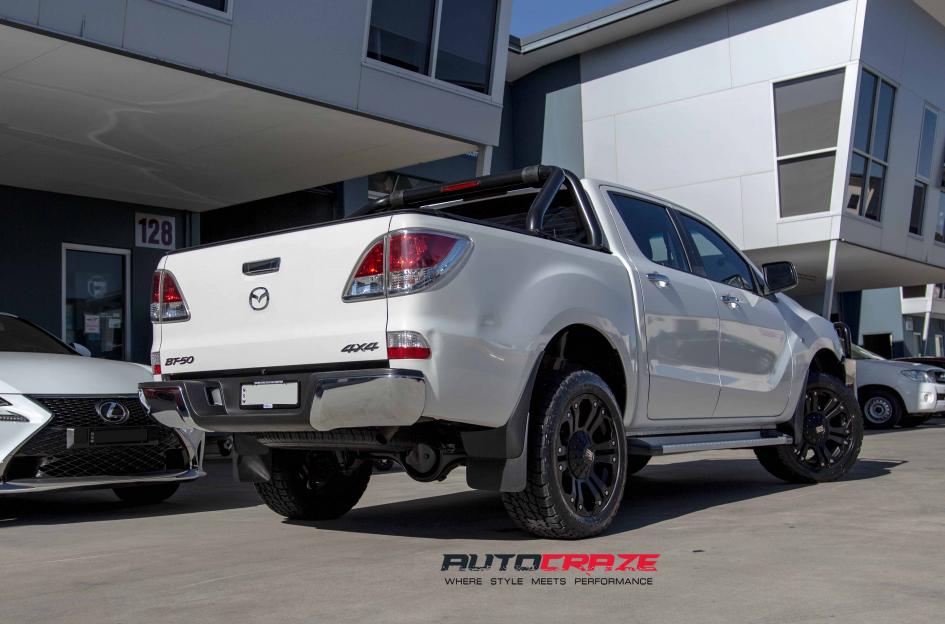MAZDA BT 50 MONSTER XD MATTE BLACK