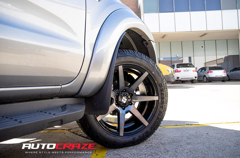 FORD RANGER AVALANCHE MATTE BLACK GREY FACE
