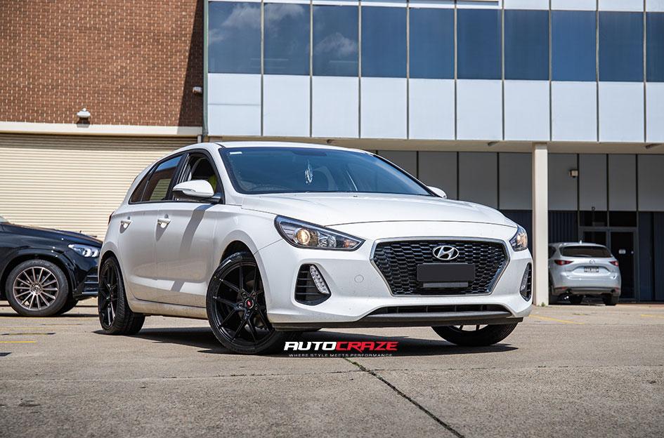 HYUNDAI I30 IFG 39 BLACK