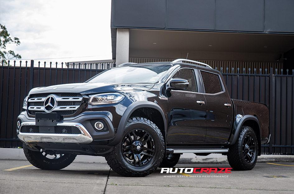 MERCEDES X CLASS CLIFF MATTE BLACK 