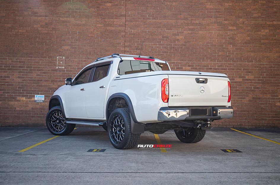 MERCEDES X CLASS VEGAS GLOSS BLACK MILLED 