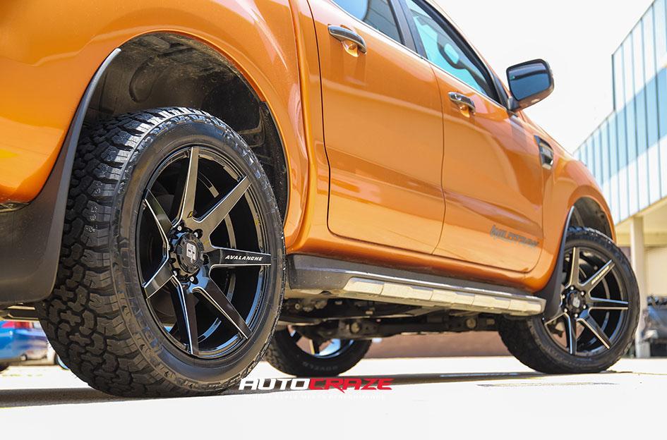 FORD RANGER AVALANCHE GLOSS BLACK MILLED ACCENTS