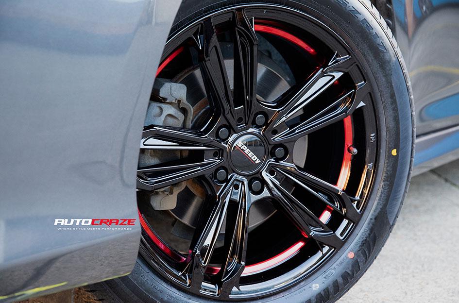 TOYOTA CAMRY REDBACK PIANO BLACK RED UNDERCUT