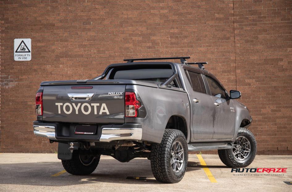 TOYOTA HILUX N80 4WD CAPROCK MATTE GUNMETAL