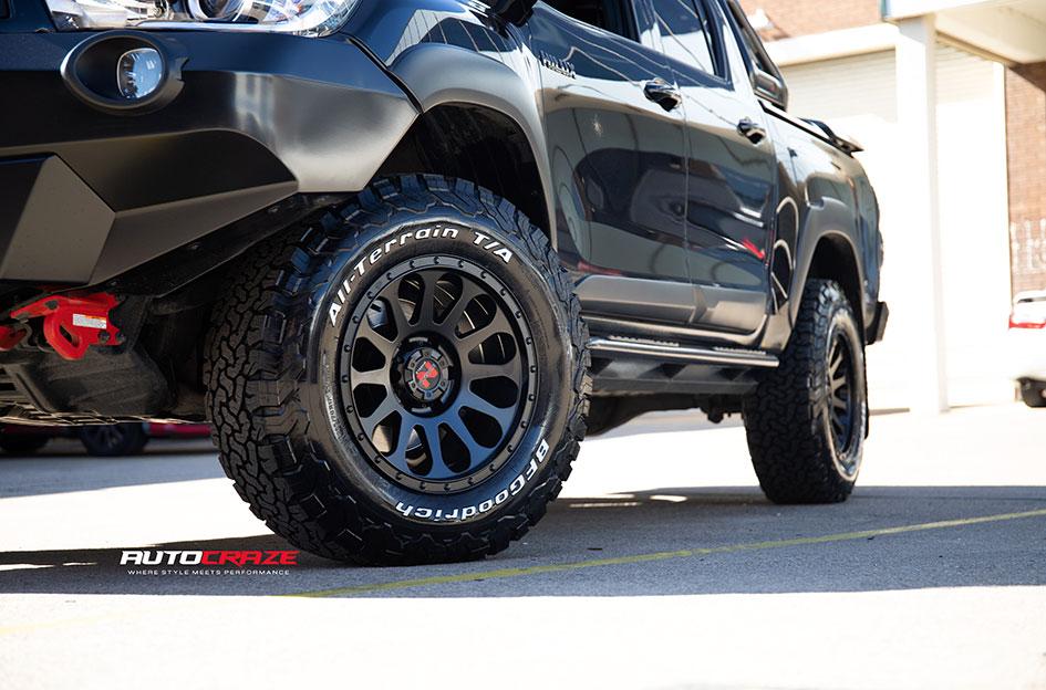 TOYOTA HILUX N80 RUGGED X VICTIM MATTE BLACK