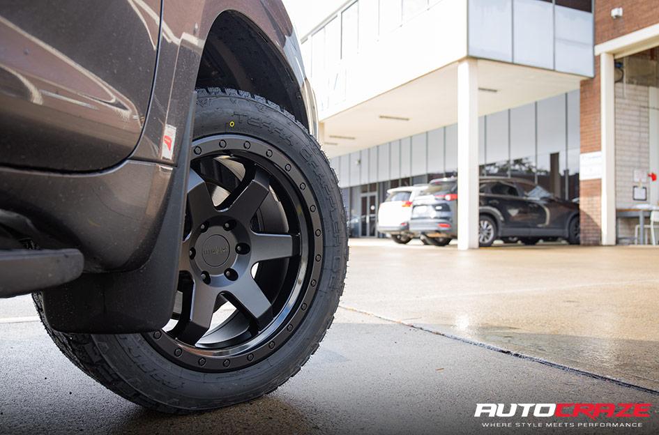 TOYOTA-PRADO-SIX-MATTE-BLACK