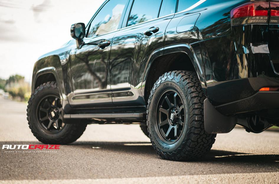 TOYOTA 300 SERIES LANDCRUISER GRAPPLER SATIN BLACK