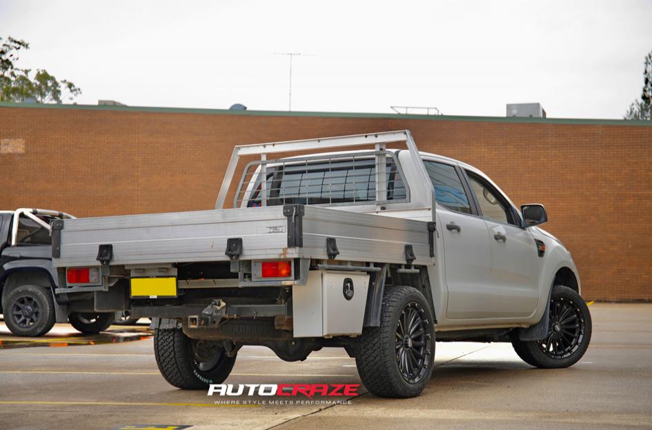 FORD RANGER SIGNAL SATIN BLACK