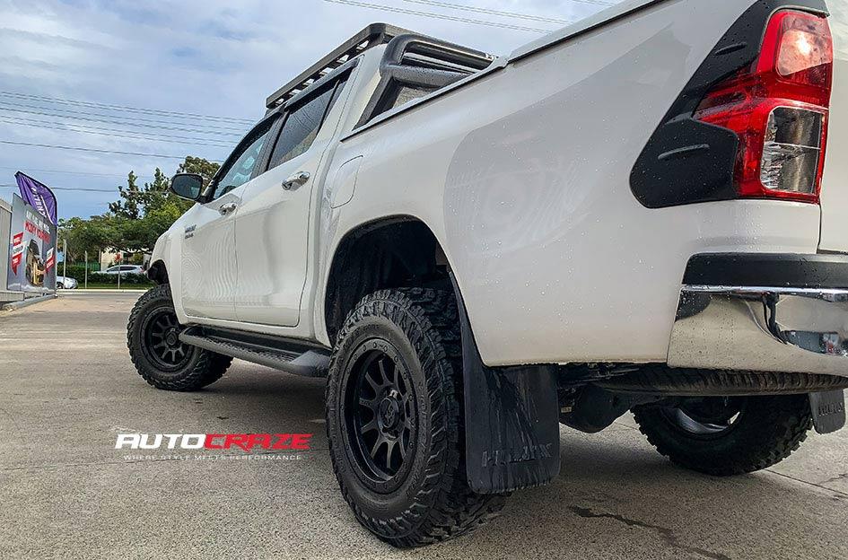 TOYOTA HILUX N80 4WD RG3 SATIN BLACK