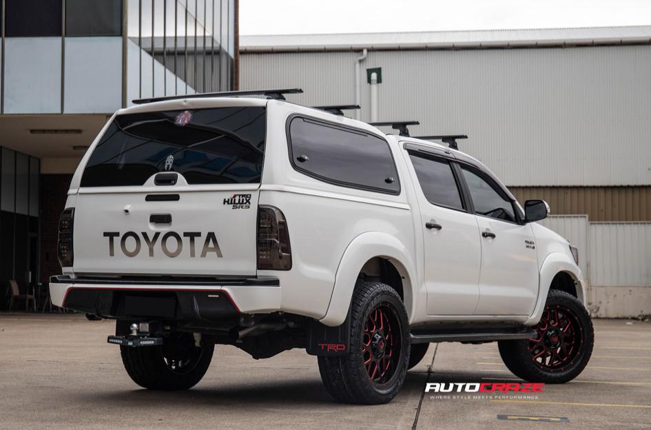 TOYOTA HILUX 4WD GRENADE XD SATIN BLACK WITH RED MILLED