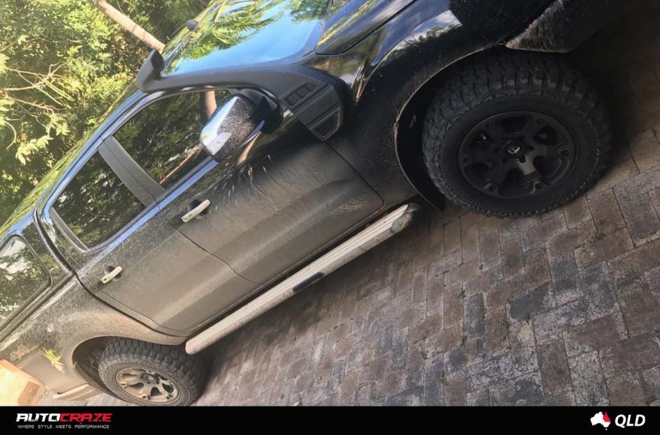 FORD RANGER BEAST BLACK MACHINED WITH DARK TINT