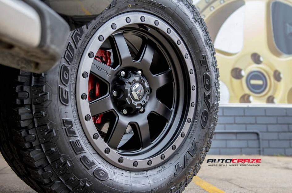 FORD-RANGER-TROPHY-MATTE-BLACK-WITH-ANTHRACITE-RING