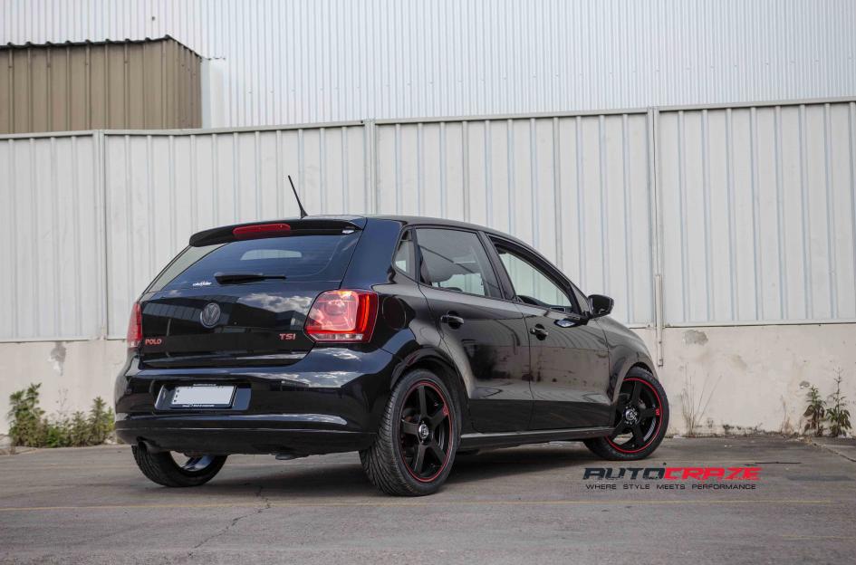 VOLKSWAGEN POLO MR116 MATTE BLACK RED EDGE