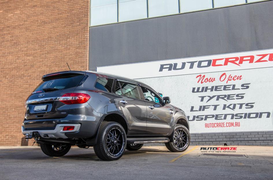 FORD EVEREST GD02 MATTE BLACK MILLED ACCENTS