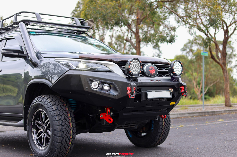 TOYOTA FORTUNER NOMAD N232 GLOSS BLACK DARK TINT