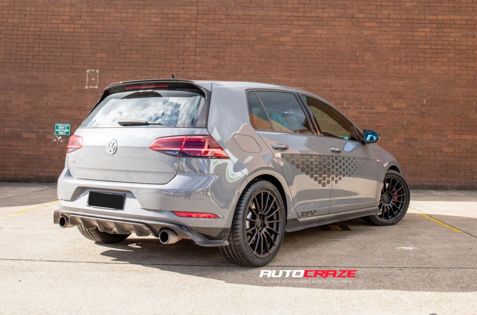 VOLKSWAGEN GOLF R KOYA SF05 SATIN BLACK