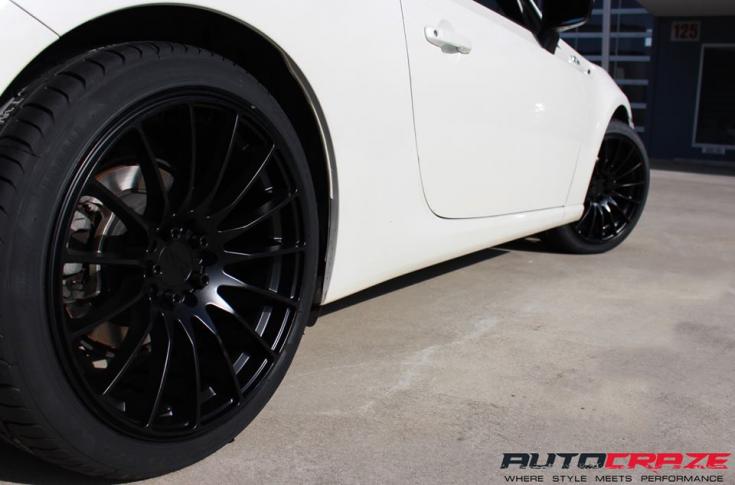 TOYOTA 86 550 FLAT BLACK