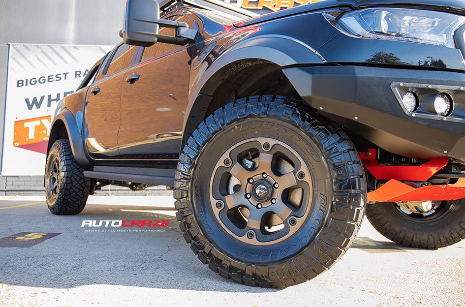 FORD RANGER RAPTOR BEAST BLACK MACHINED WITH DARK TINT